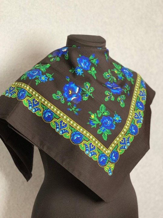 Платок шерстяной Цветы Черный (29439524)