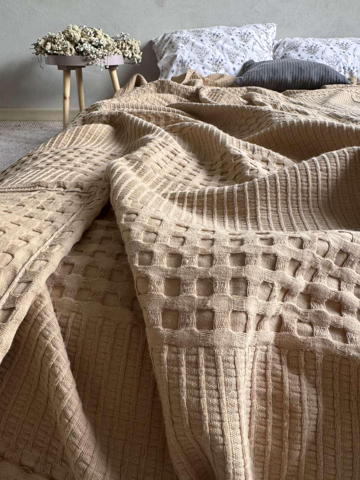 Покрывало вафельное ZEINTEX Марокко хлопковое 180х220 см Карамельный (26425776) - фото 3 Покрывало вафельное ZEINTEX Марокко хлопковое 180х220 см Карамельный (26425776) - фото 3