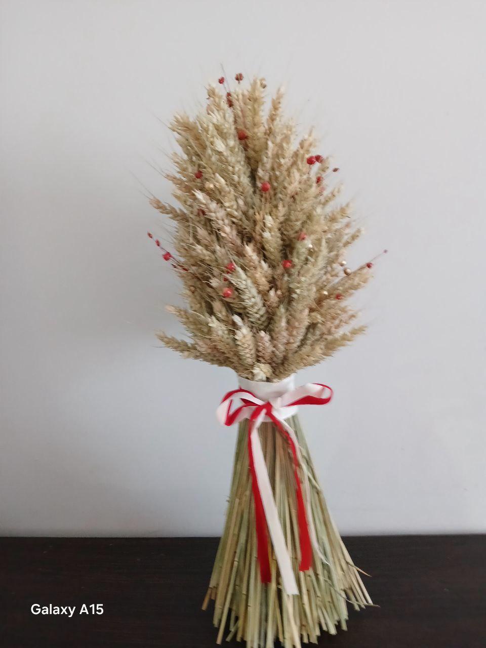 Дідух різдвяний з колосcя пшениці/льону та вівса 50-55 см з білою стрічкою (2822760190) - фото 2 Дідух різдвяний з колосcя пшениці/льону та вівса 50-55 см з білою стрічкою (2822760190) - фото 2