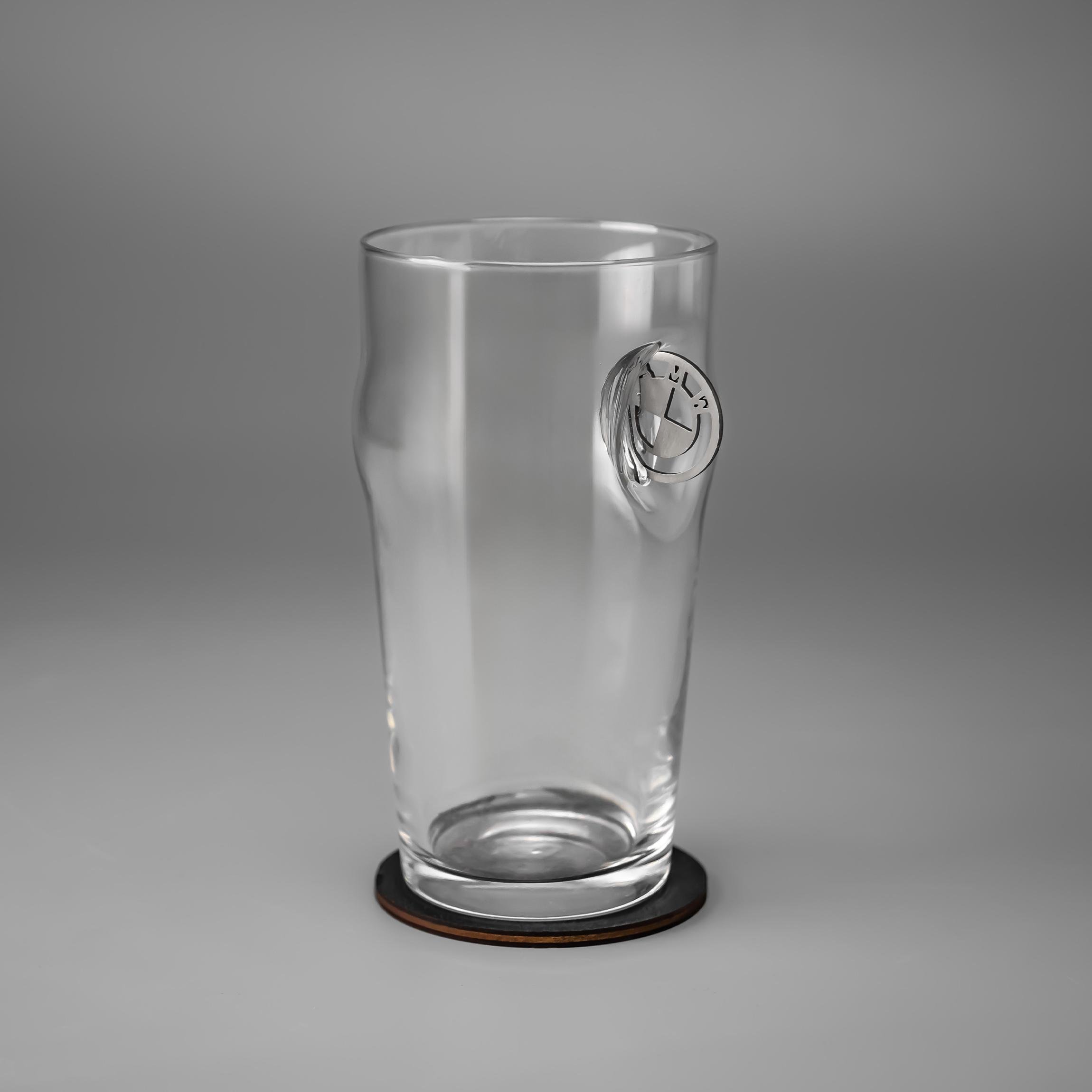 Бокал для пива VSKLO с автомобильной вставкой BMW 500 мл (26296598)