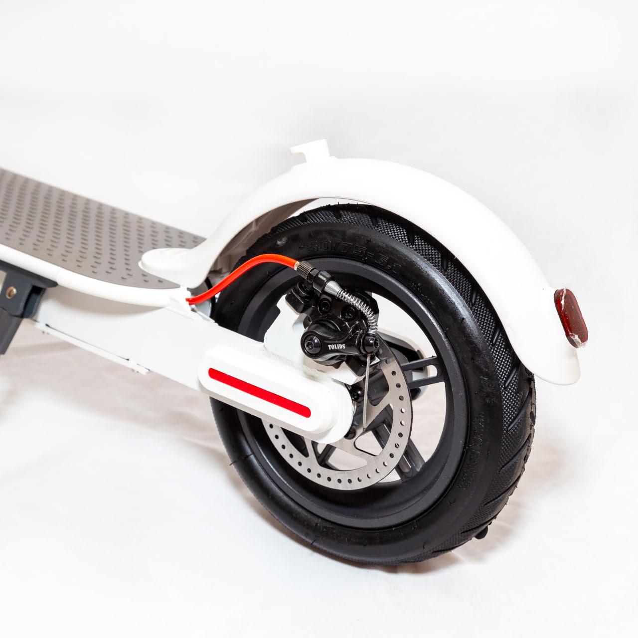 Електросамокат MiniRobot M365 PRO з переднім амортизатором Білий - фото 4 Електросамокат MiniRobot M365 PRO з переднім амортизатором Білий - фото 4