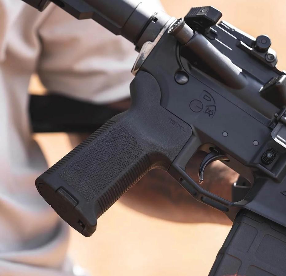 Рукоятка пистолетная Magpul MOE K2 XL Grip AR15/M4 Black (29178378) - фото 5 Рукоятка пистолетная Magpul MOE K2 XL Grip AR15/M4 Black (29178378) - фото 5