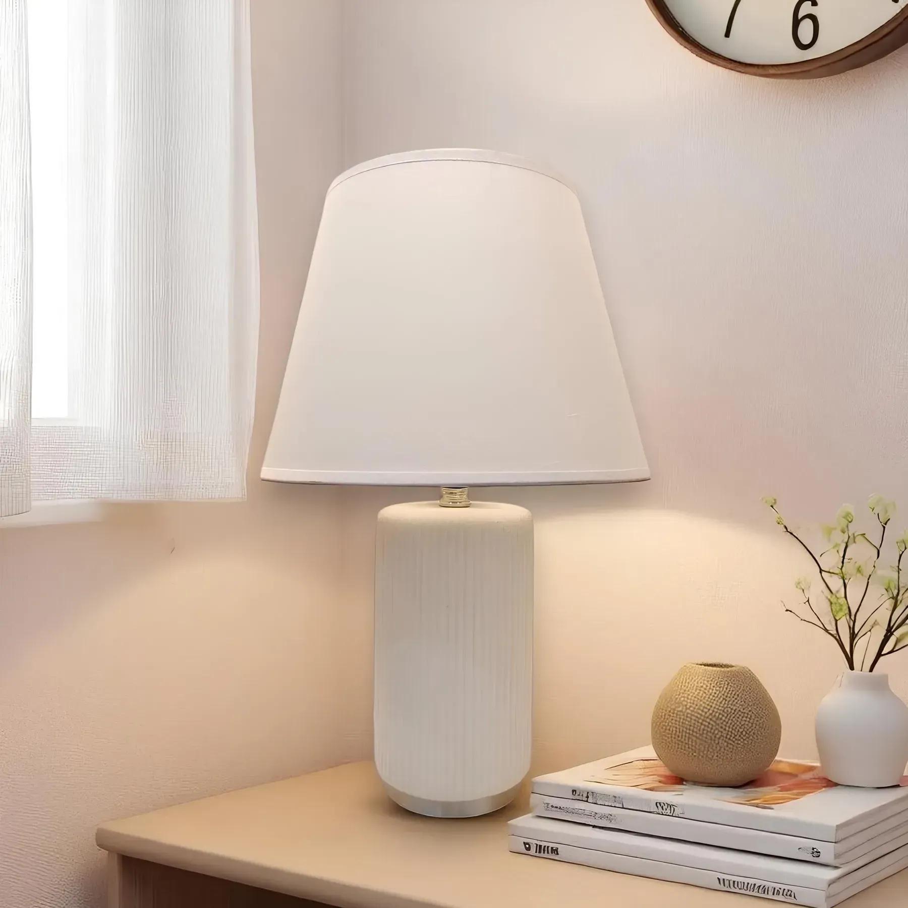Настільна лампа Valeso з керамічним корпусом Е14 IP20 HS8819 White (28689009) - фото 2 Настільна лампа Valeso з керамічним корпусом Е14 IP20 HS8819 White (28689009) - фото 2