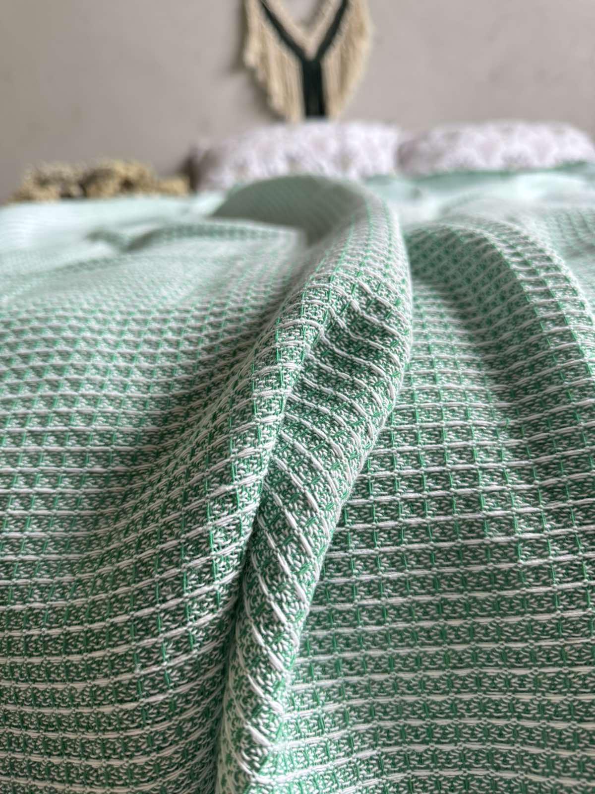 Простирадло вафельне ZEINTEX бавовняне 200х220 см Зелений (26417923) - фото 2 Простирадло вафельне ZEINTEX бавовняне 200х220 см Зелений (26417923) - фото 2