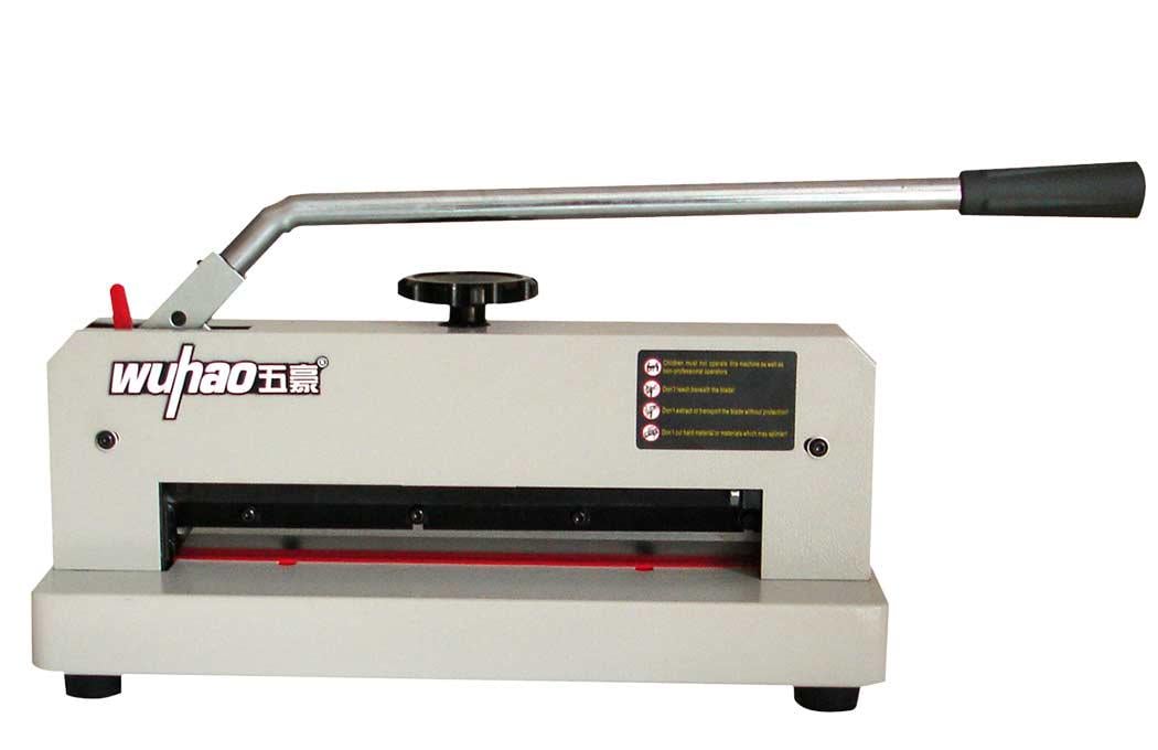 Різак механічний WH3204A