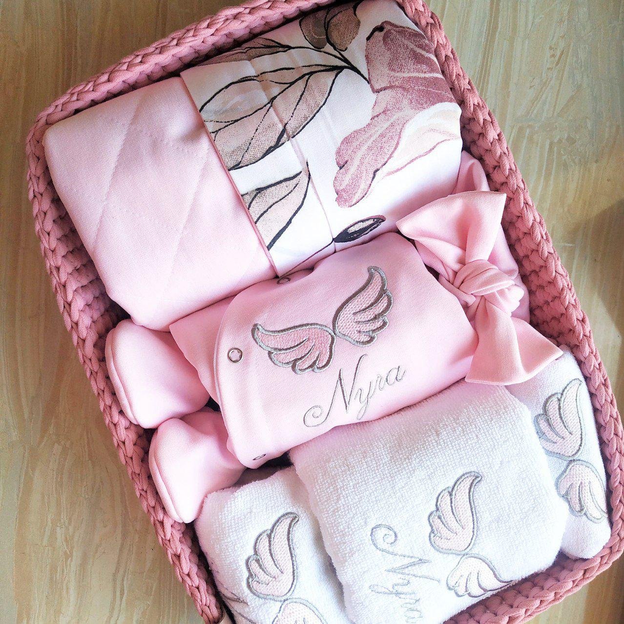 Подарочный Набор для новорожденной девочки именной 62 см (2186401539a)