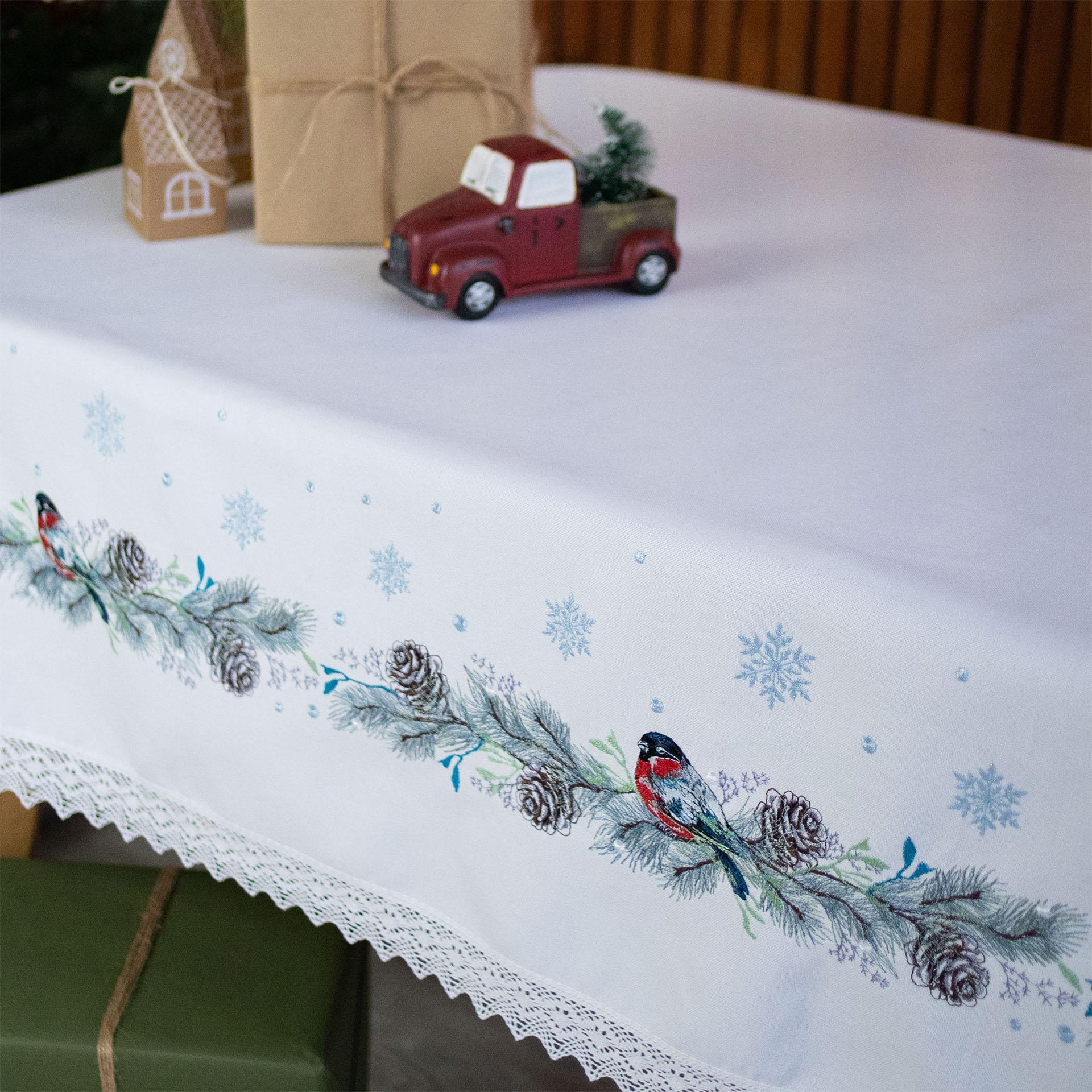 Скатертина новорічна Едельвіка Снігурі 3,00x1,50 м (320-24/09) - фото 2