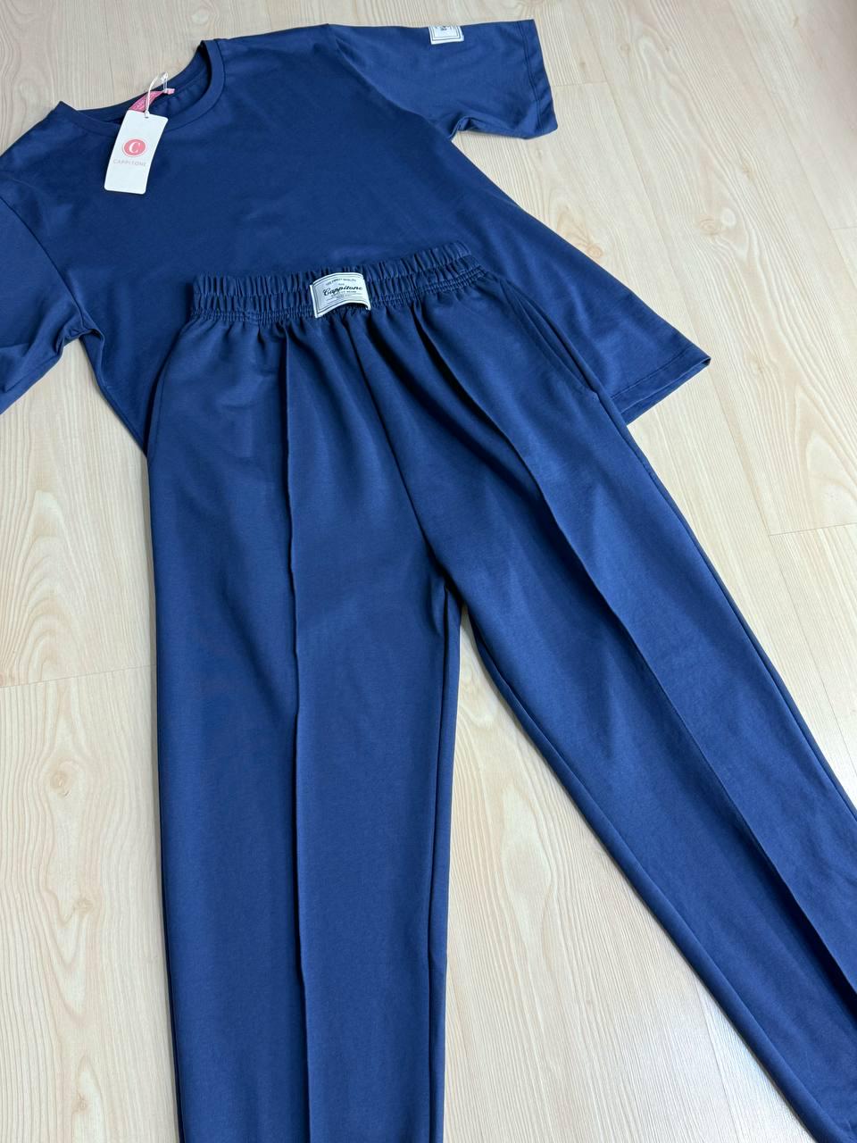 Костюм женский CAPPITONE 101212 футболка и брюки джоггеры со швом S Темно-синий (1689) - фото 5 Костюм женский CAPPITONE 101212 футболка и брюки джоггеры со швом S Темно-синий (1689) - фото 5