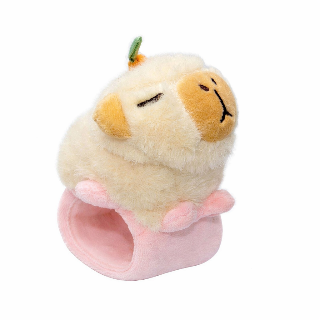 Мягкая игрушка-браслет Капибара с фруктом на руку (31369851)