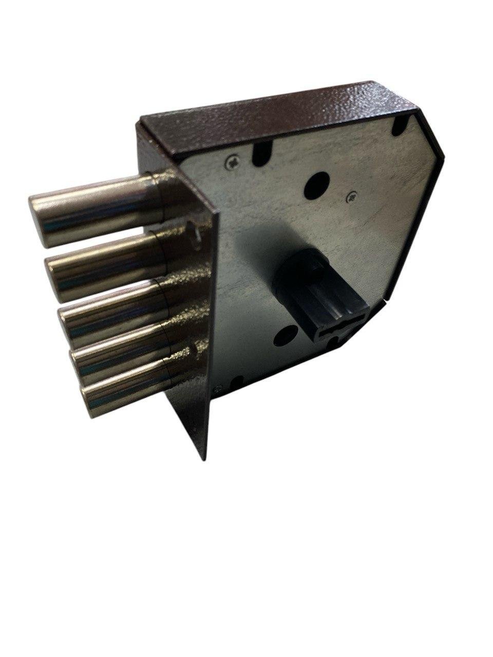 Замок накладной гаражный CLASS 06.51 5 ключей - фото 2 Замок накладной гаражный CLASS 06.51 5 ключей - фото 2