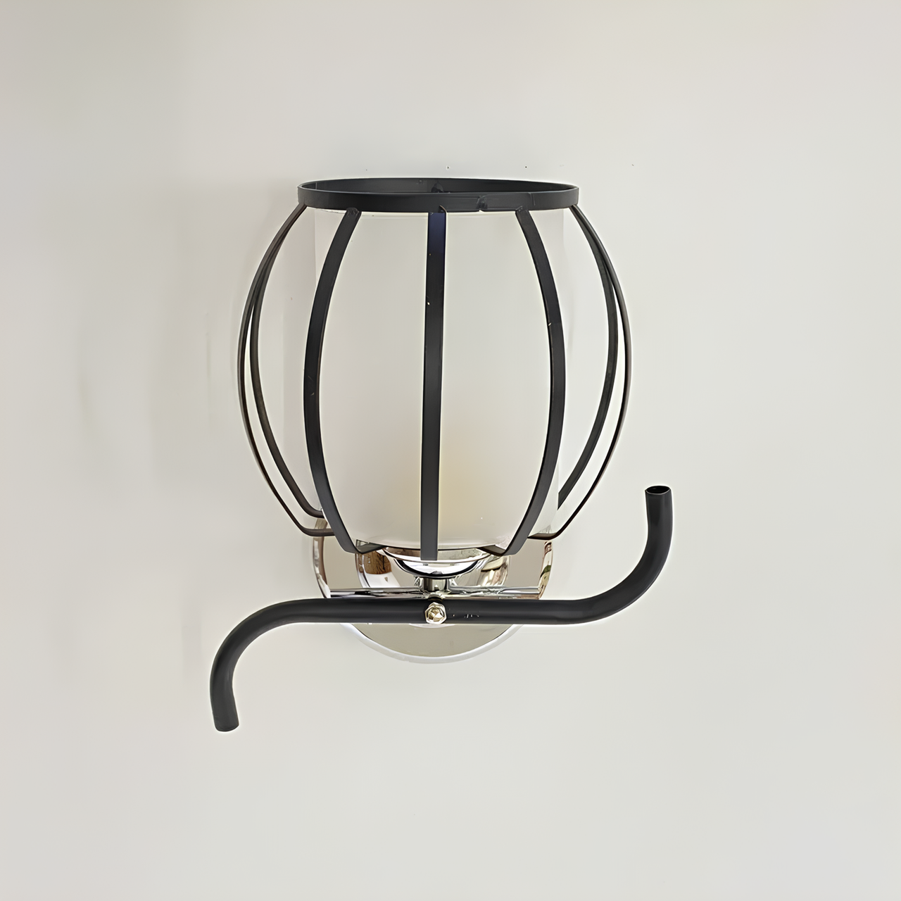 Бра Valeso со стеклянным плафоном под одну лампу Е27 Черный/Хром (B-91195/1)