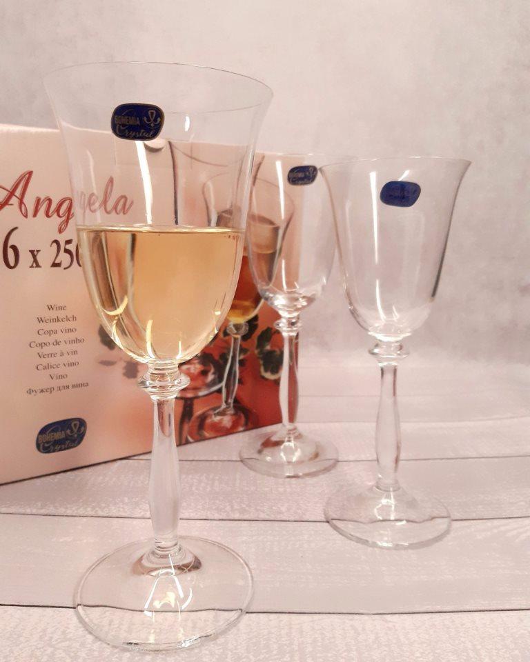 Набір келихів Bohemia Angela для вина 6x350 мл (40600/350) - фото 2 Набір келихів Bohemia Angela для вина 6x350 мл (40600/350) - фото 2