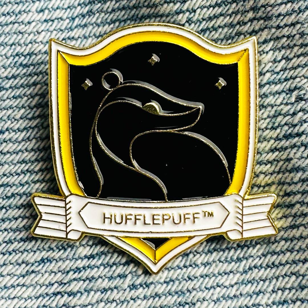 Значок-пін Harry Potter Hufflepaff Emblem (00000002597)