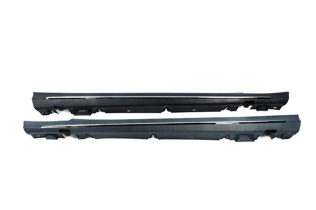 Пороги боковые AMG GBT для Mercedes C-сlass W205 2014-2021гг. под покраску (147274)