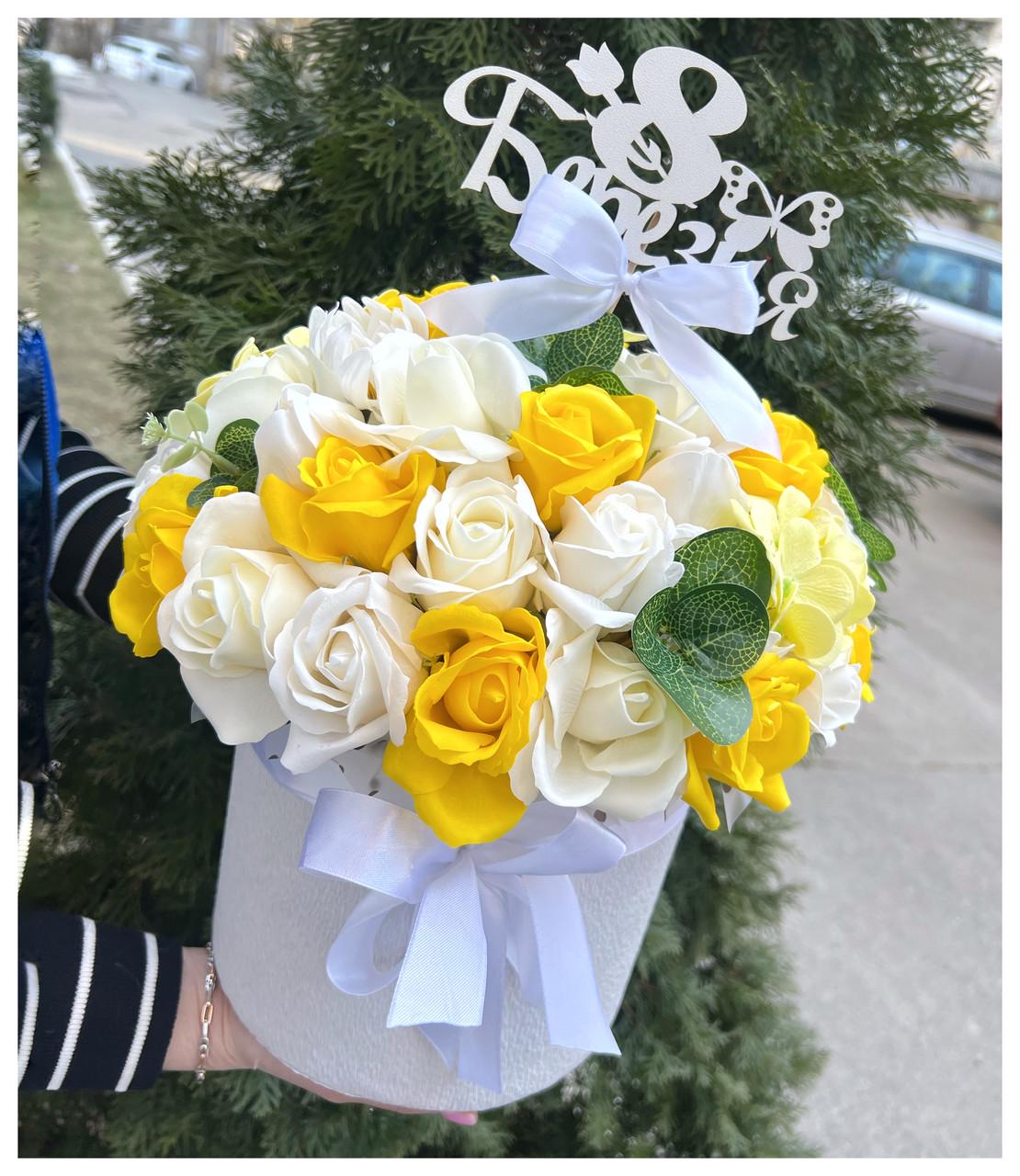 Подарунковий бокс Букет квітів з мила Білий/Жовий (2122059675) - фото 3