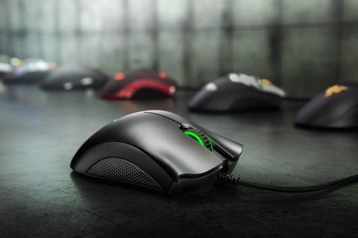 Мышь Razer DeathAdder Essential Black 6400 DPI (2421810246) - фото 7 Мышь Razer DeathAdder Essential Black 6400 DPI (2421810246) - фото 7