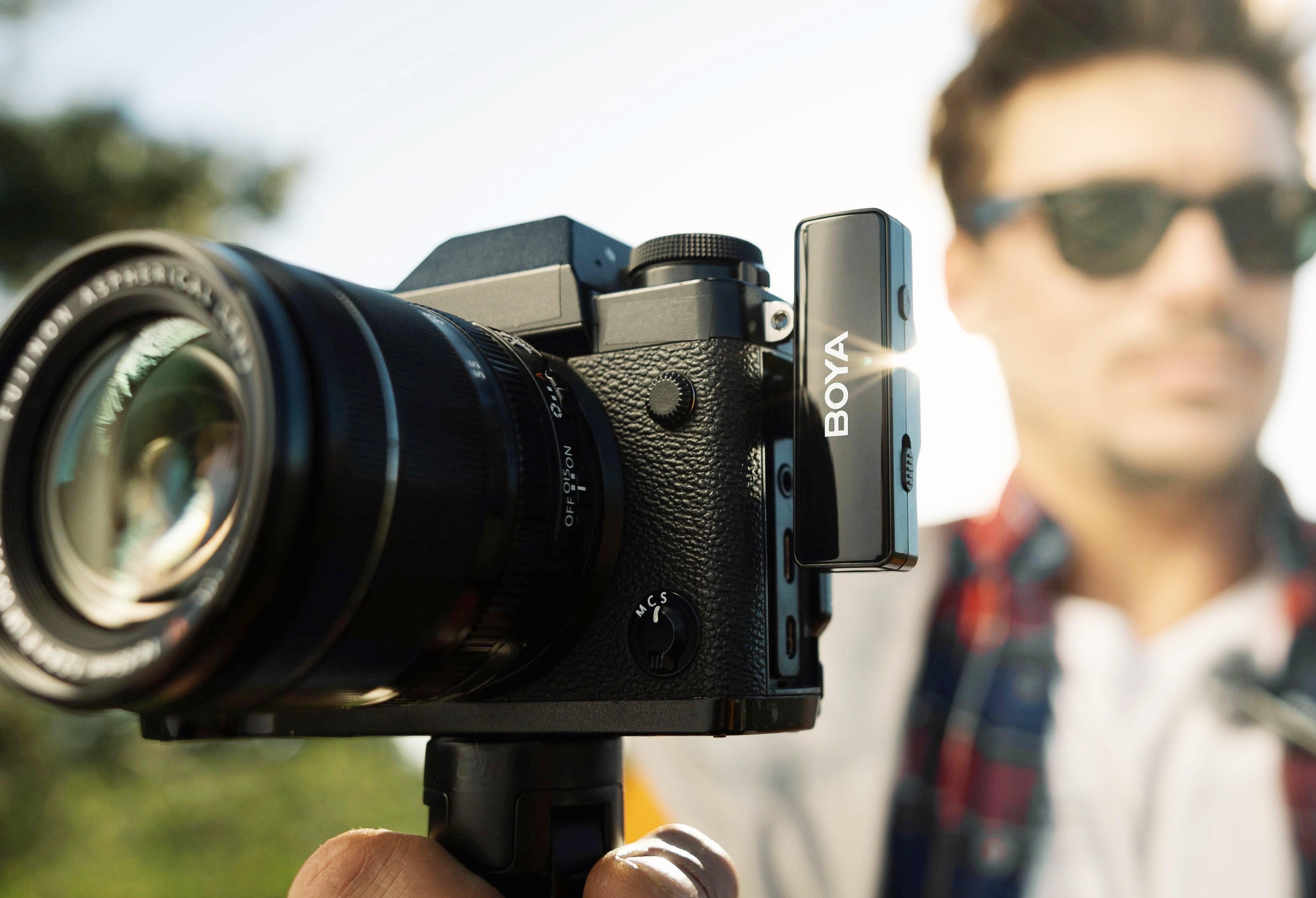 Микрофон петличный Boya Boyalink A2 для iPhone/Android/видеокамеры беспроводной (50029) - фото 6 Микрофон петличный Boya Boyalink A2 для iPhone/Android/видеокамеры беспроводной (50029) - фото 6