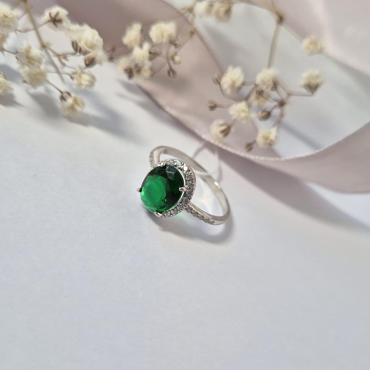 Срібна каблучка з зеленим каменем р. 18 925 проби родоване 2,43 г (81044з)