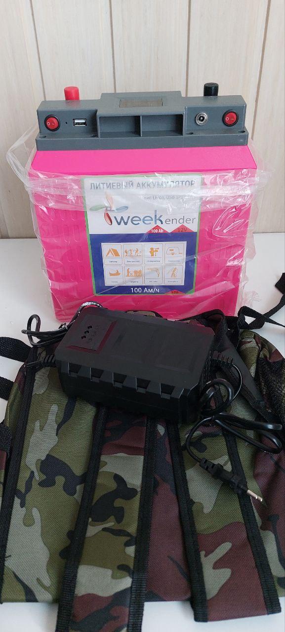Акумулятор Weekender 100 Ah 12V з зарядним пристроєм та рюкзаком-чохлом - фото 5 Акумулятор Weekender 100 Ah 12V з зарядним пристроєм та рюкзаком-чохлом - фото 5