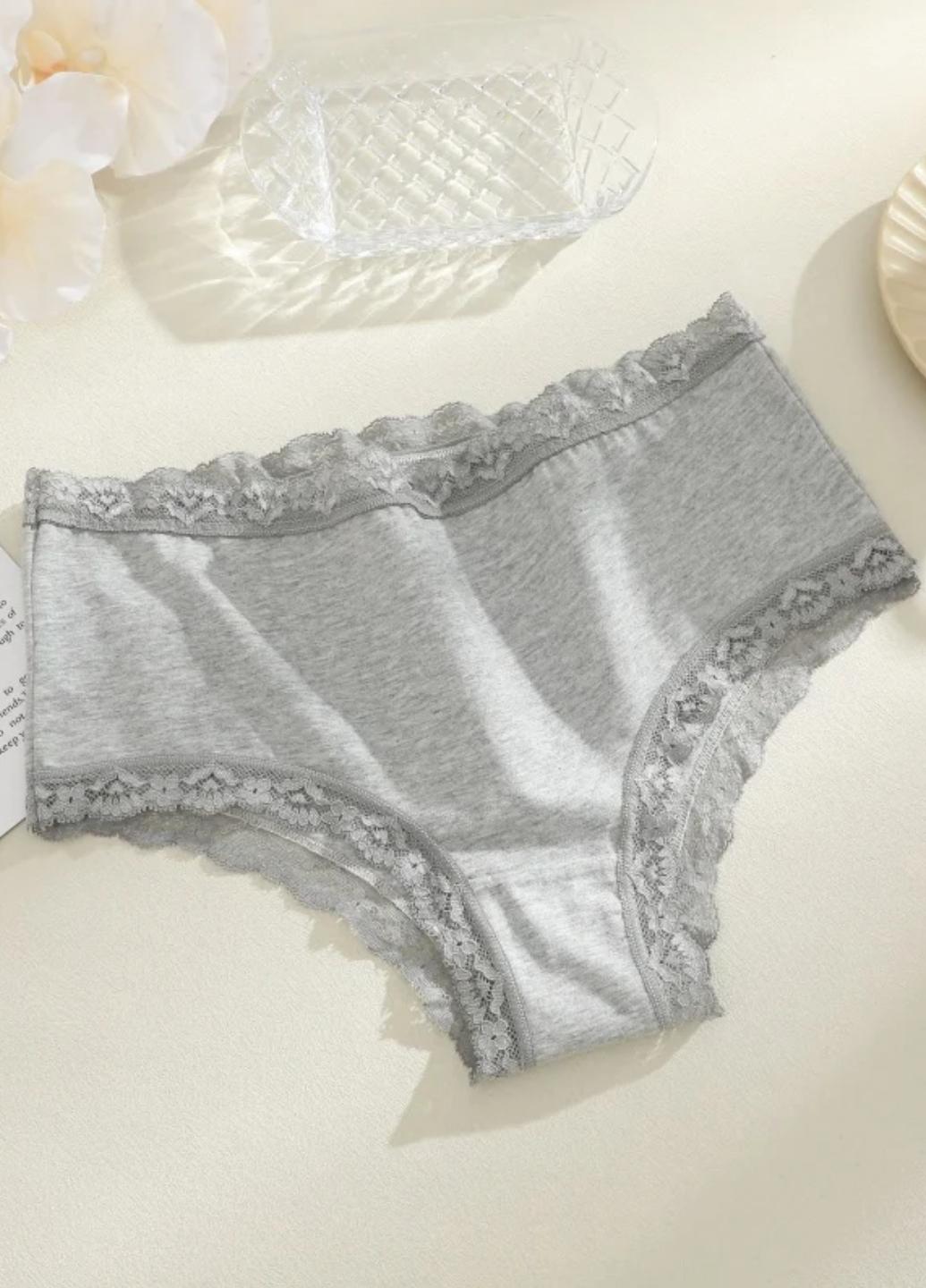 Трусики слипы женские хлопковые с кружевом Comfort Inspiration L Серый (1954-46-01) - фото 7 Трусики слипы женские хлопковые с кружевом Comfort Inspiration L Серый (1954-46-01) - фото 7
