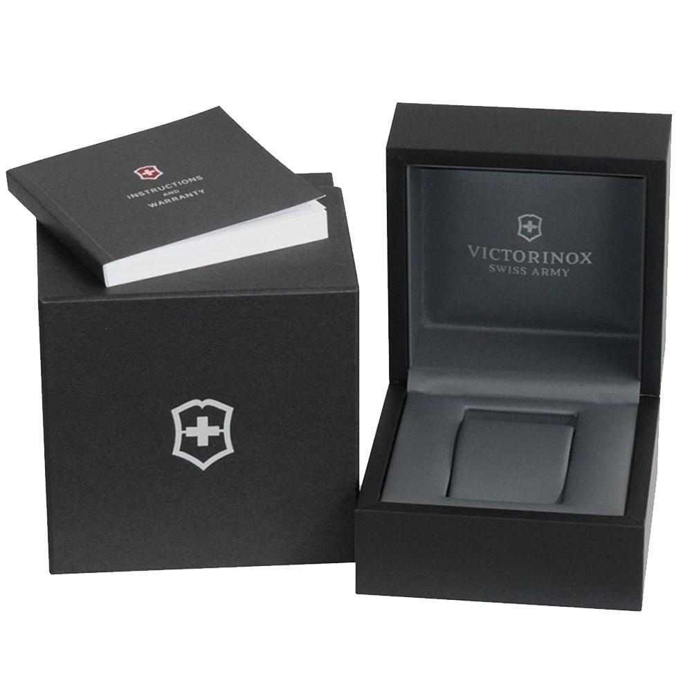 Наручний годинник чоловічий Victorinox Swiss Army Fieldforce Gmt кварцевий Black (V241897) - фото 6