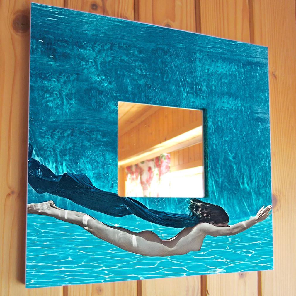 Зеркало настенное Девушка под водой 260х260 мм (M00233)