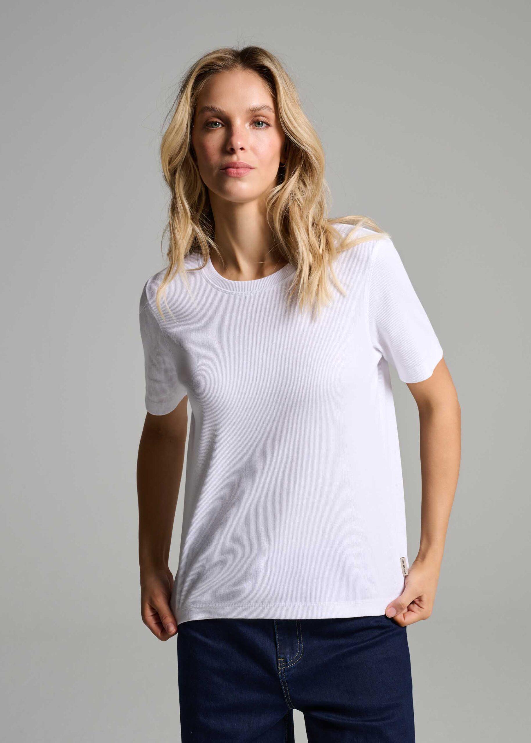 Футболка женская Diverse ALAWENMA L Белый (5905384114990) Футболка женская Diverse ALAWENMA L Белый (5905384114990)