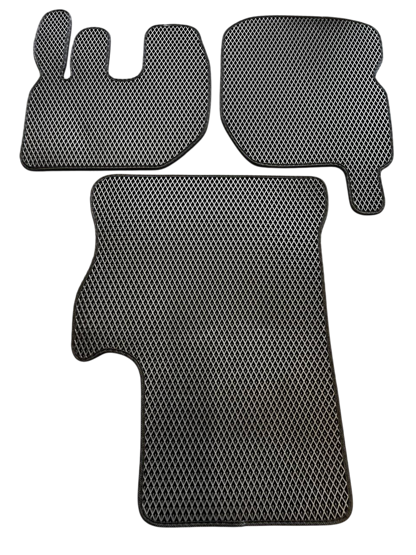 Автоковрики в салон EVA для DAF LF комплект (2726466249) Автоковрики в салон EVA для DAF LF комплект (2726466249)