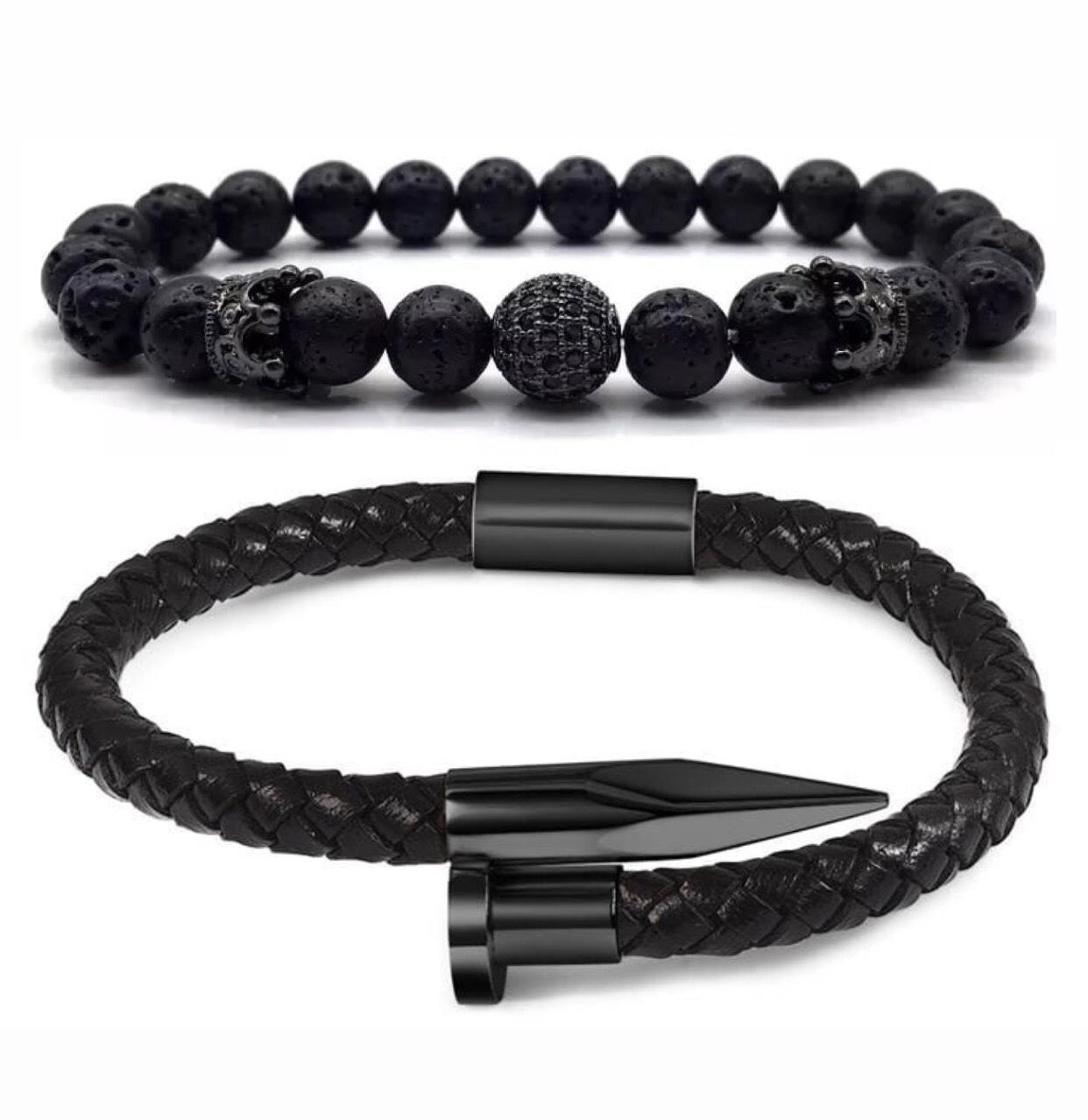 Комплект браслетів зі шкіри та лавового каменю у формі цвяха з кулею та коронами р. 18 (12110)