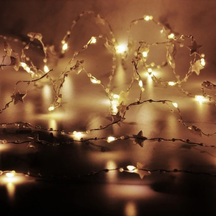 Світлодіодна гірлянда на батарейках Сріблясті Зірочки та Намистинки 20 LED ламп 2 м Білий теплий