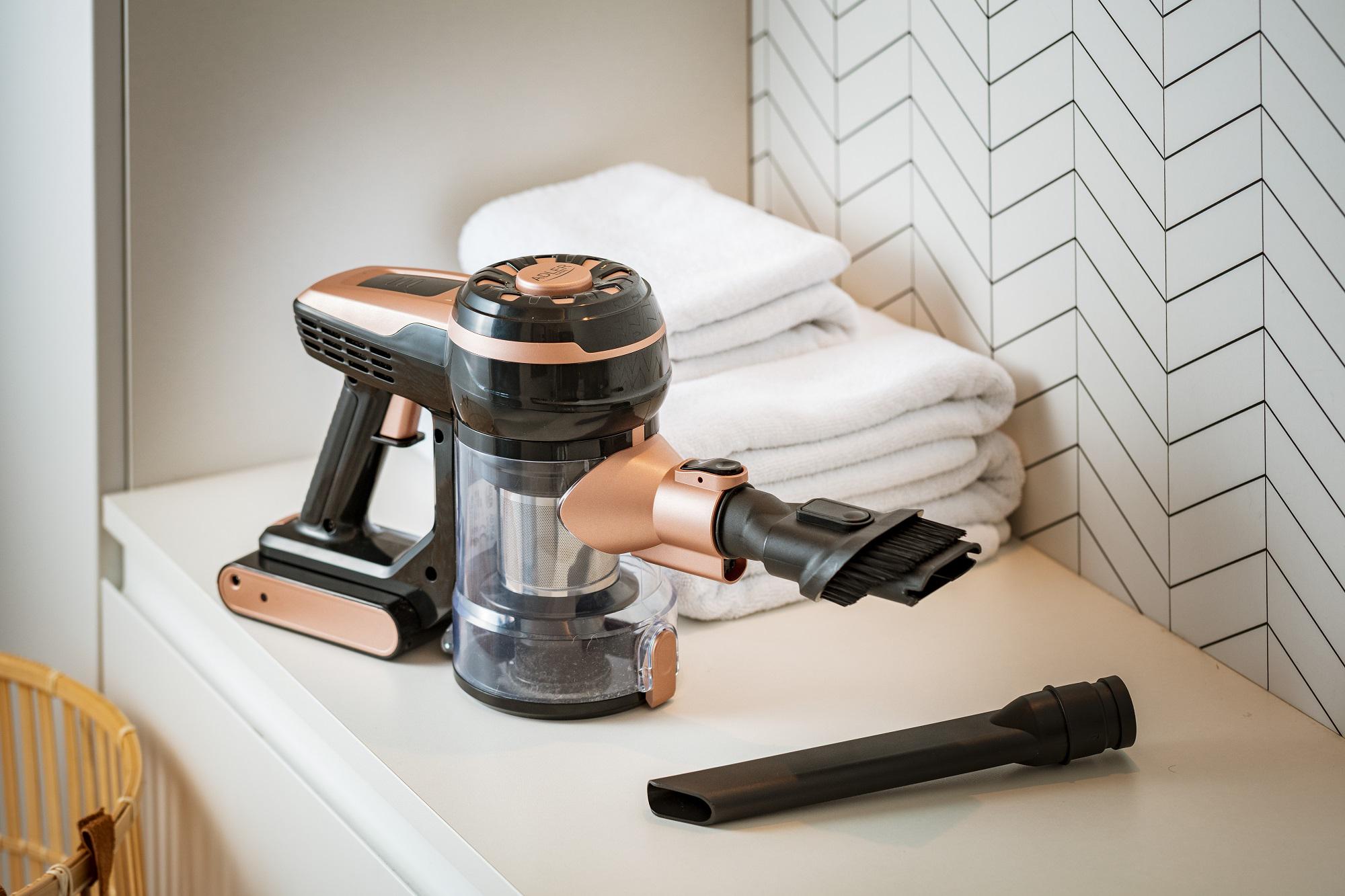 Пылесос аккумуляторный Adler AD 7044 - фото 16 Пылесос аккумуляторный Adler AD 7044 - фото 16