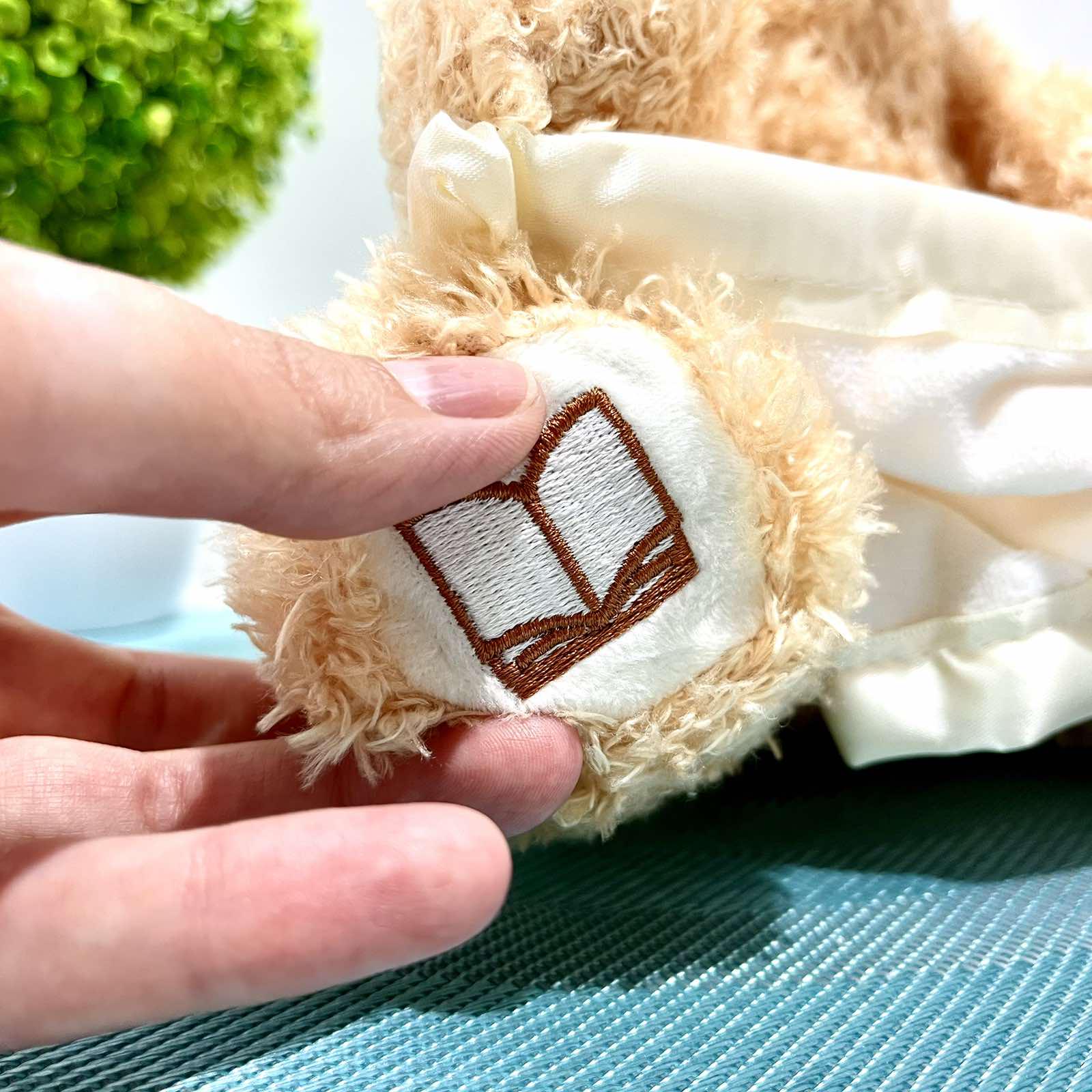 Интерактивная игрушка Мишка-сказочник играет в прятки/рассказывает сказки Бежевый (M 5843 I UA) - фото 5 Интерактивная игрушка Мишка-сказочник играет в прятки/рассказывает сказки Бежевый (M 5843 I UA) - фото 5