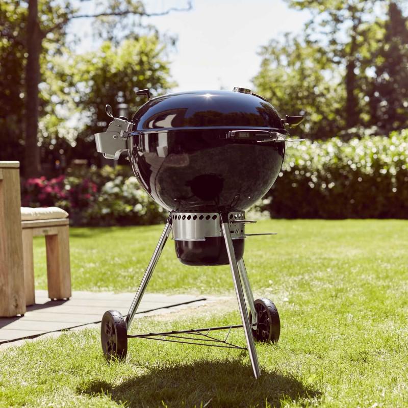 Угольный гриль Weber Master-Touch GBS Premium E-5770 - фото 7