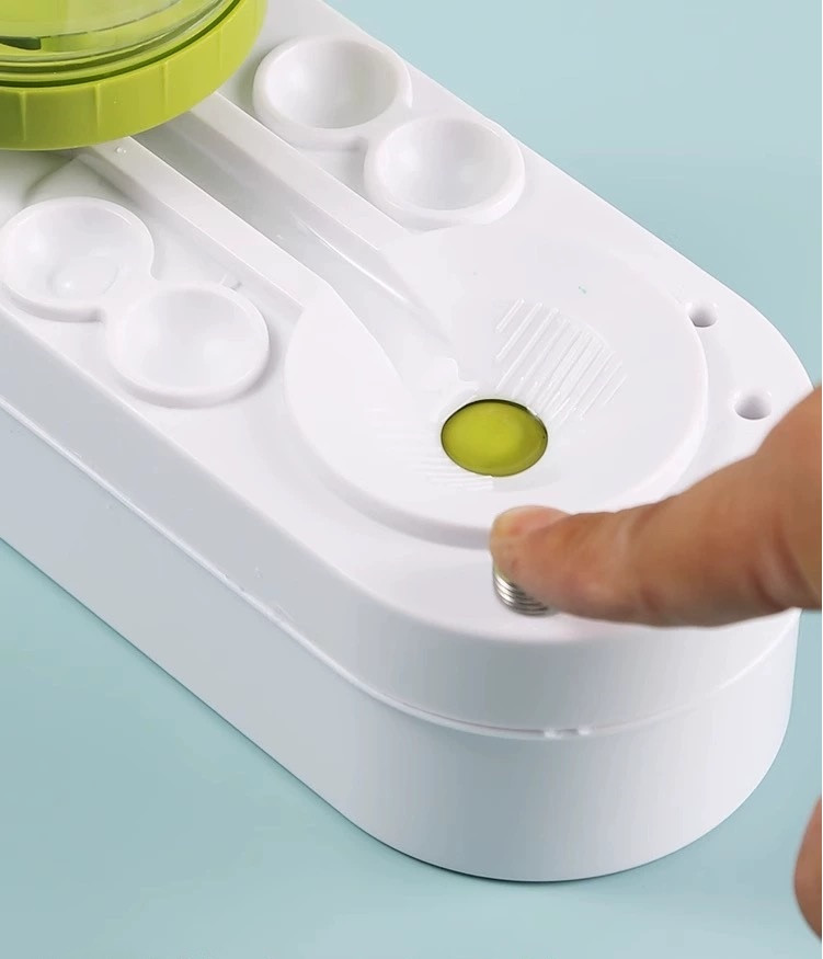 Стаканчик для рисования с палитрой фильтрацией и резервуаром для воды Green (000919) - фото 3 Стаканчик для рисования с палитрой фильтрацией и резервуаром для воды Green (000919) - фото 3