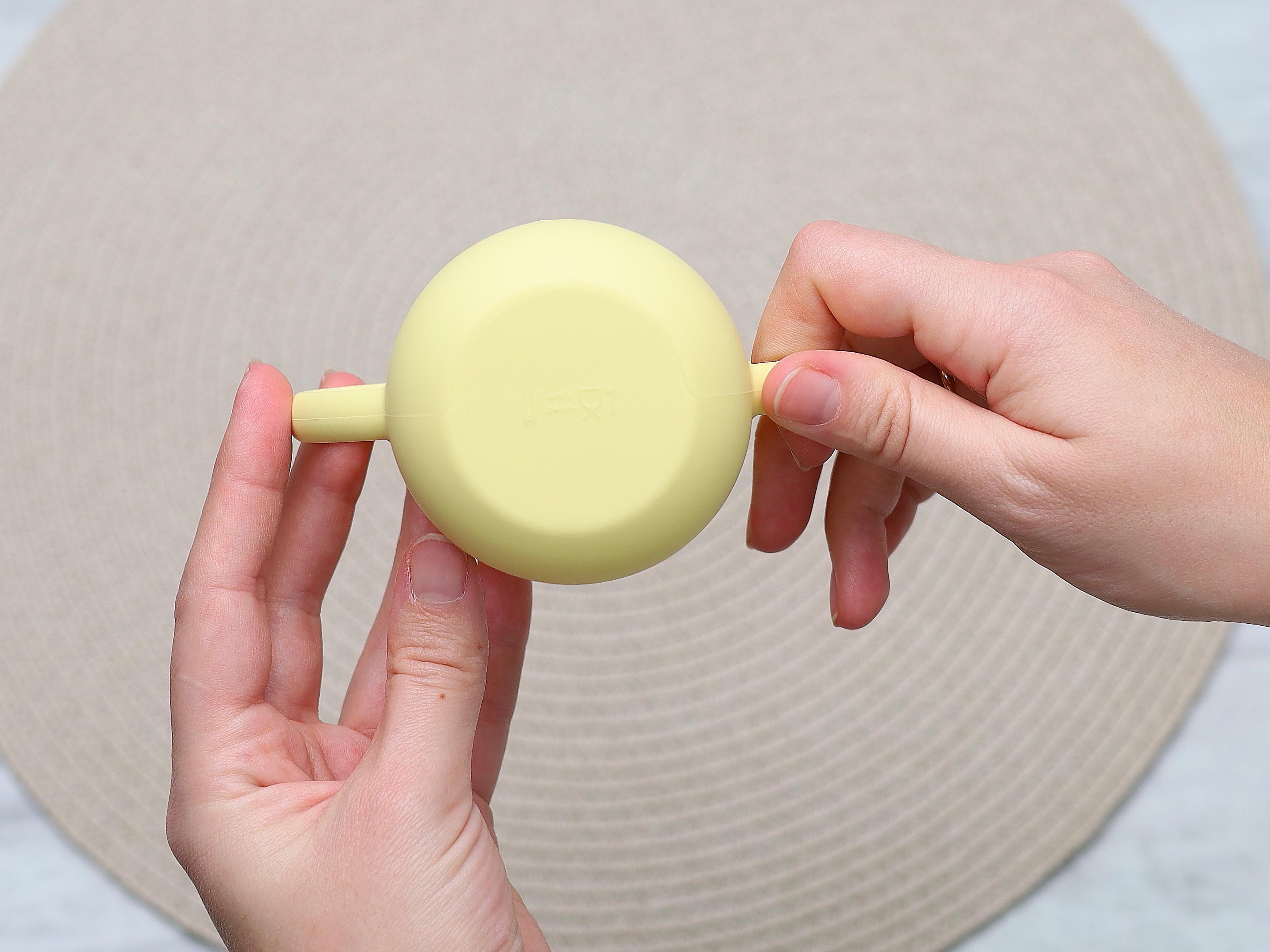 Дитячий набір силіконового посуду з 5 предметів Лимонний (LJC-0408) - фото 7 Дитячий набір силіконового посуду з 5 предметів Лимонний (LJC-0408) - фото 7