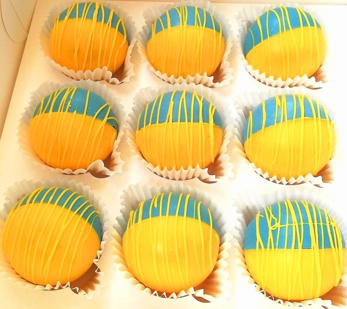 Шоколадные бомбочки Mr.Plum Украина с какао и маршмелоу d 5,5 см 270 г 9 шт. - фото 5