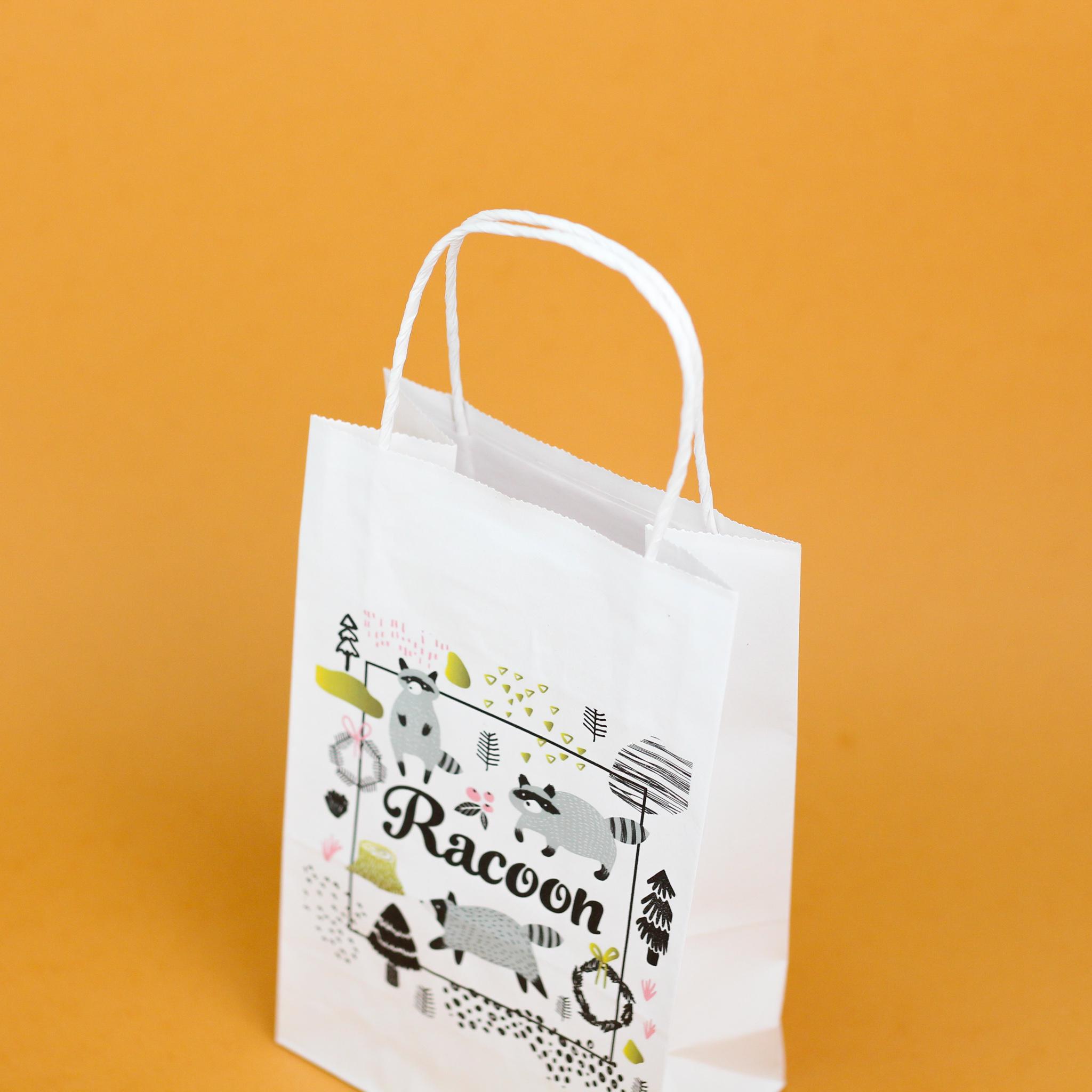 Пакет подарунковий Веселі єноти 150х90х240 мм 20 шт. - фото 2 Пакет подарунковий Веселі єноти 150х90х240 мм 20 шт. - фото 2