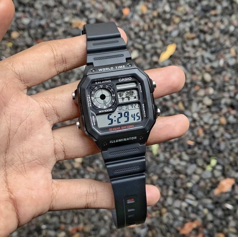 Годинник водонепроникний чоловічий Casio AE-1200WH-1A (1141-0132) - фото 3