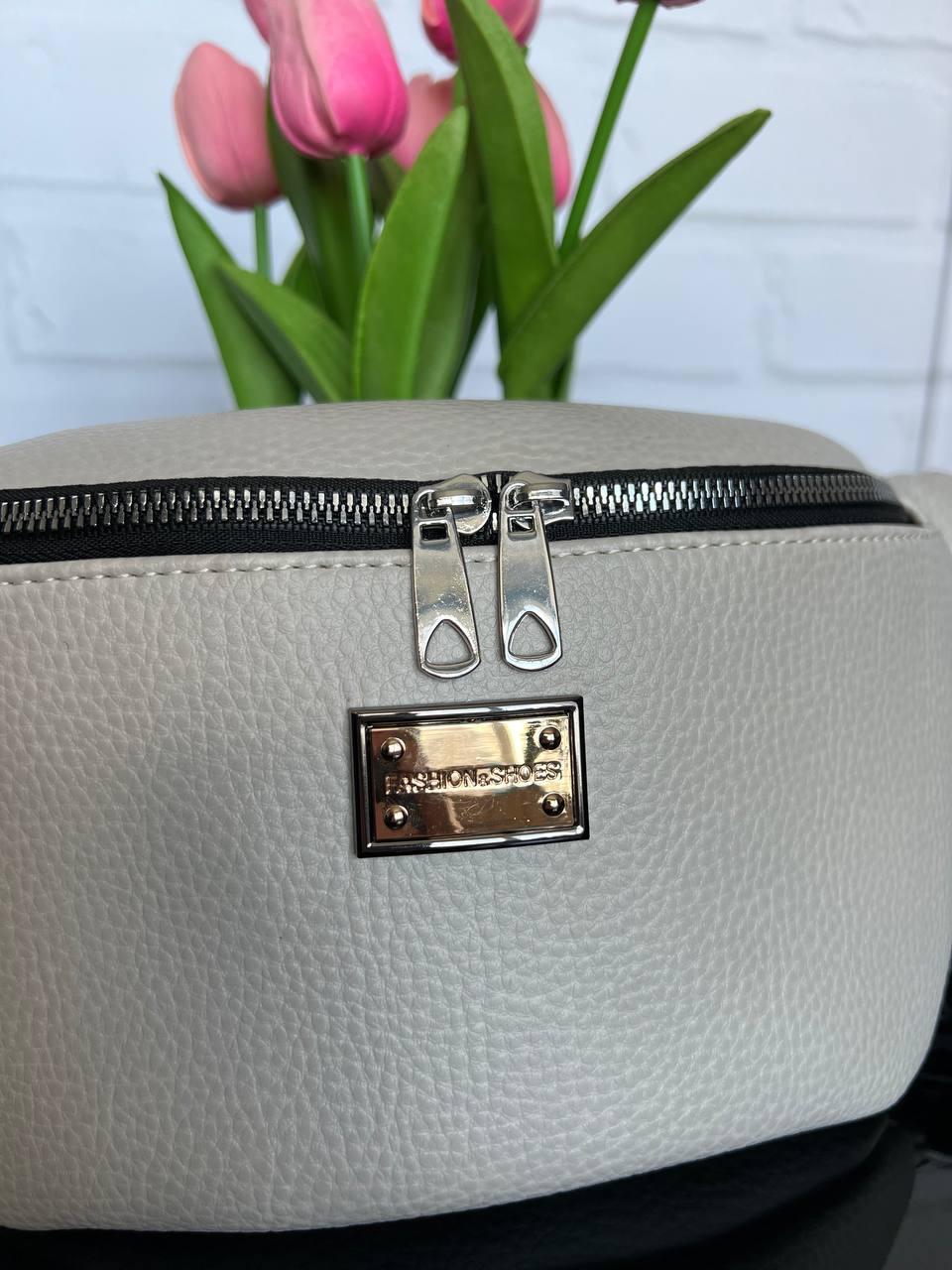 Сумка бананка на пояс женская из спортивной экокожи через плечо Капучино - фото 4 Сумка бананка на пояс женская из спортивной экокожи через плечо Капучино - фото 4