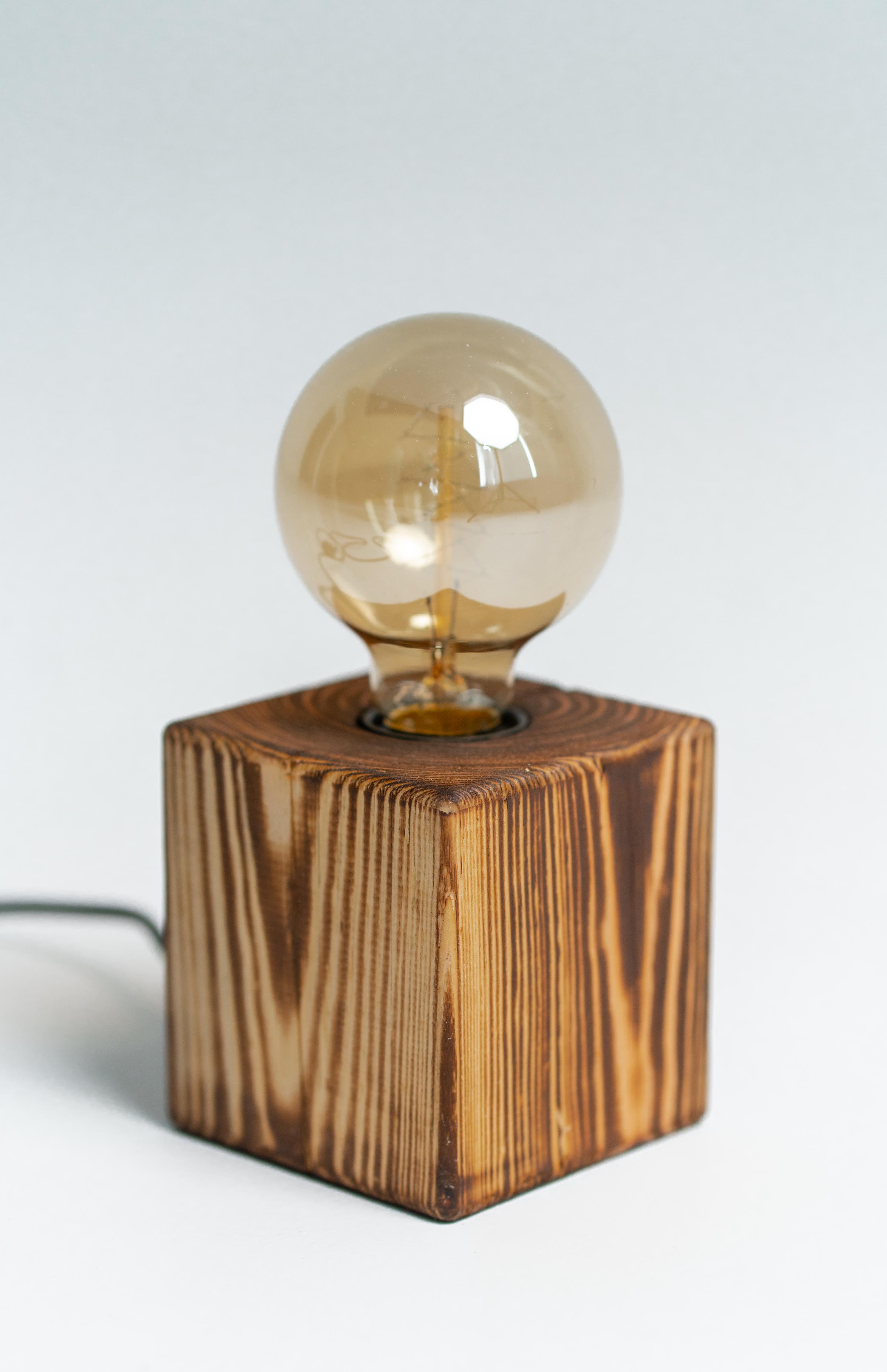 Еко-лампа (27684725)