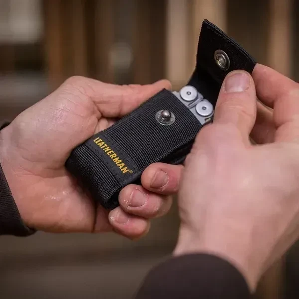 Чехол Leatherman Large 4.75 нейлон Черный (4008300) - фото 7 Чехол Leatherman Large 4.75 нейлон Черный (4008300) - фото 7