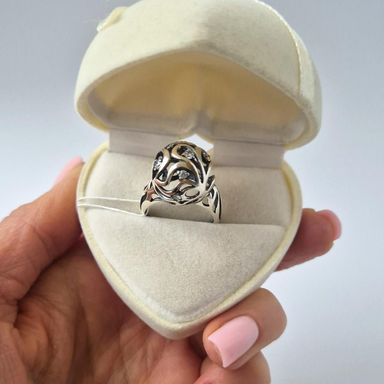 Каблучка кулька з білими каменями срібло 925 проби чорнене 4,84 г р. 18 (1771к) - фото 3 Каблучка кулька з білими каменями срібло 925 проби чорнене 4,84 г р. 18 (1771к) - фото 3