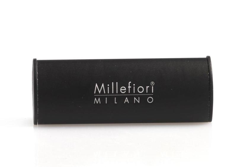 Ароматизатор автомобільний Millefiori Milano ICON Classic Black OXYGEN (16CARBK) - фото 2 Ароматизатор автомобільний Millefiori Milano ICON Classic Black OXYGEN (16CARBK) - фото 2