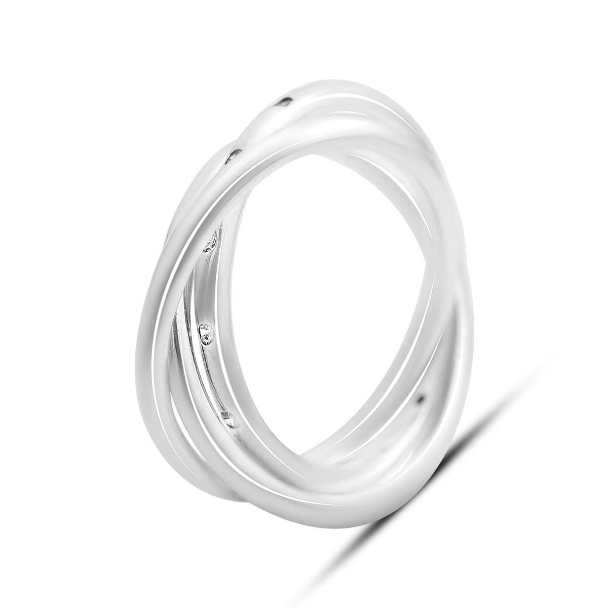 Кольцо серебрянное с переплетенным дизайном и внутренними фианитами р. 18