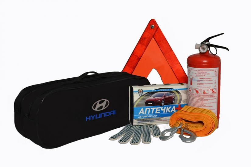 Набор автомобилиста Hyundai аптечка/трос/огнетушитель 50х18х17 см Black (117955)