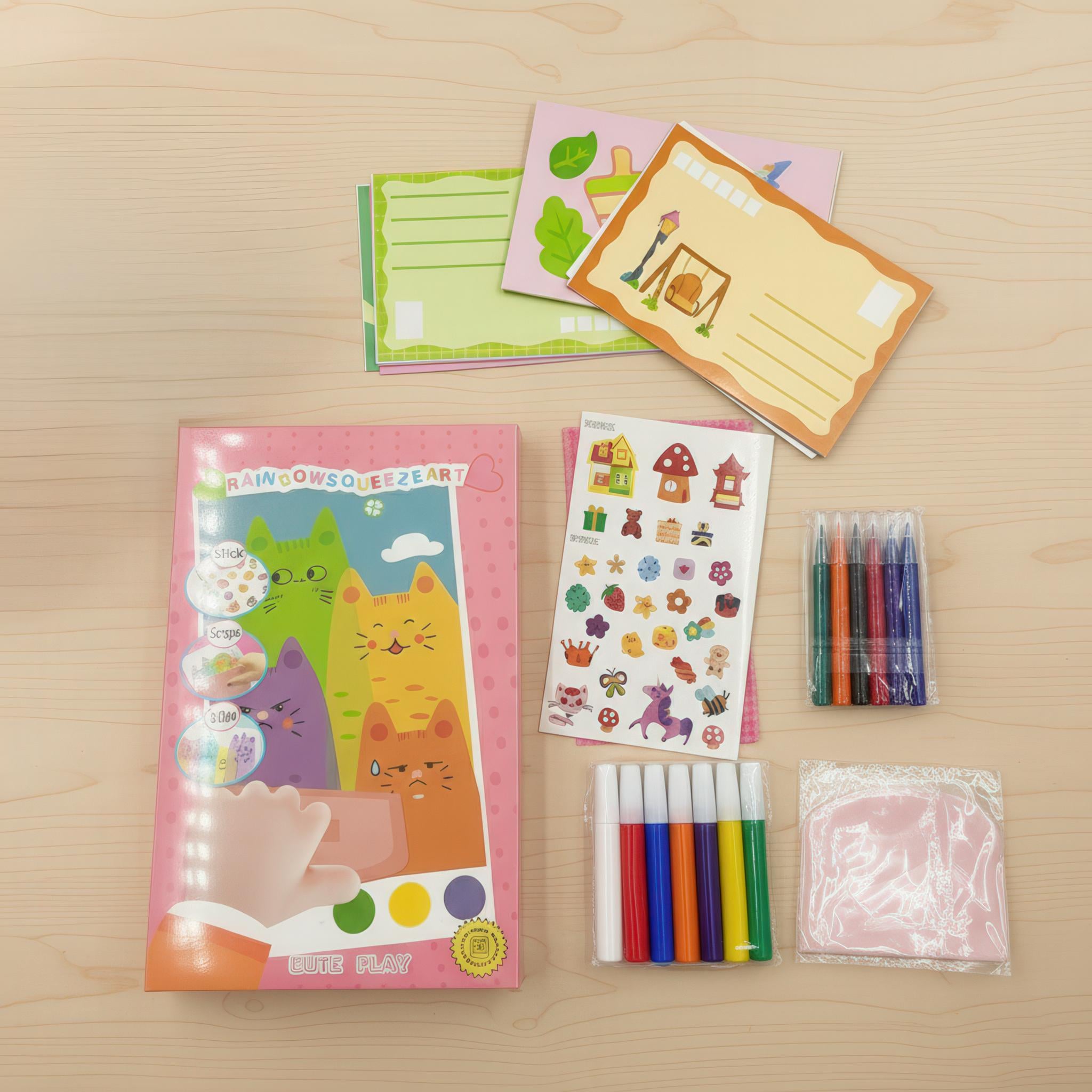 Набор для творчества RAINBOW SQUEEZE ART из 20 открыток 35 предметов (30410759)