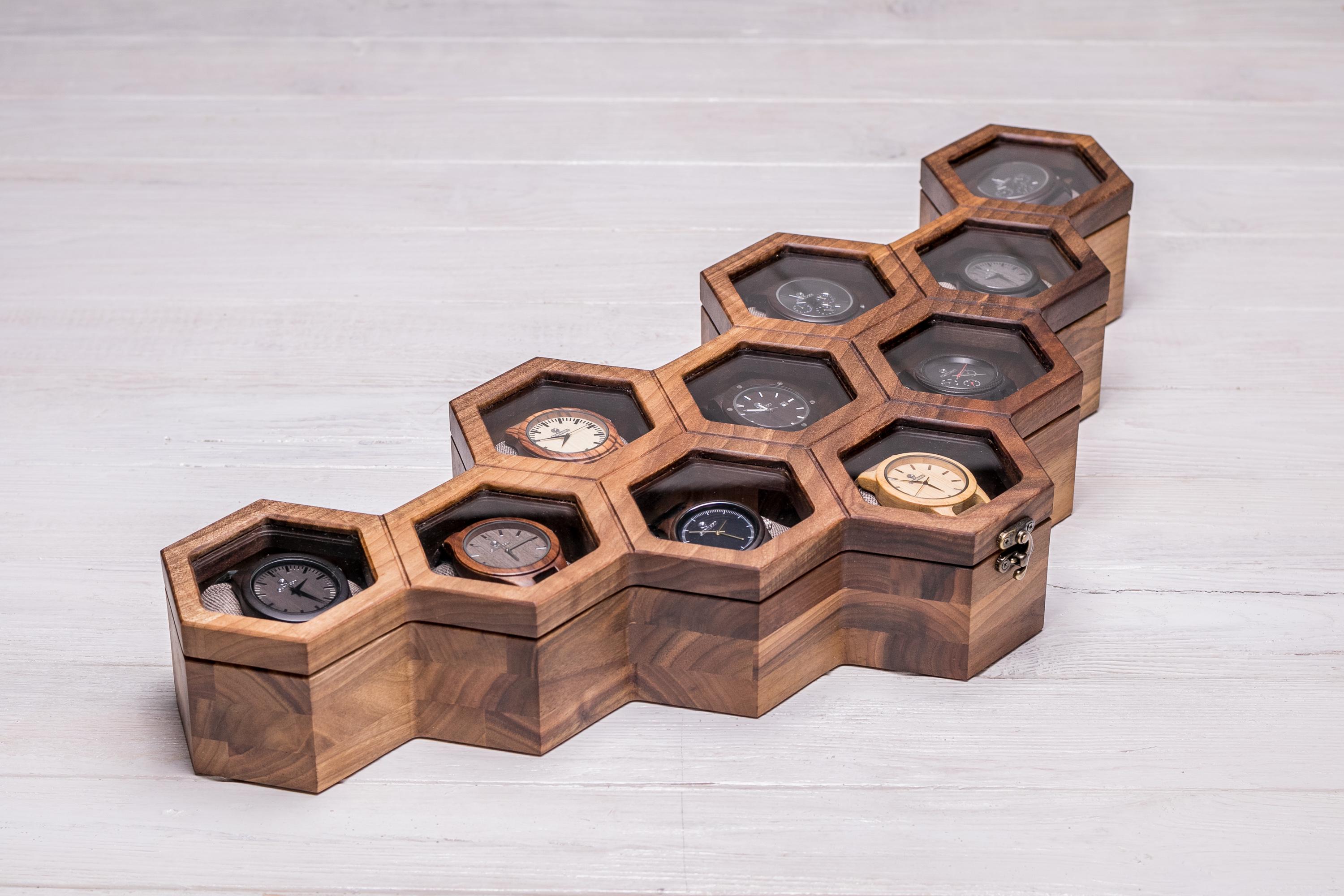 Шкатулка EcoWalnut для хранения 10 часов с индивидуальным гравированием (EB-16.10.1)