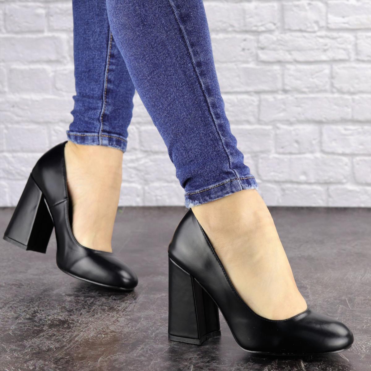 Туфли женские на каблуке Fashion р. 37 24 см Черный (1521)