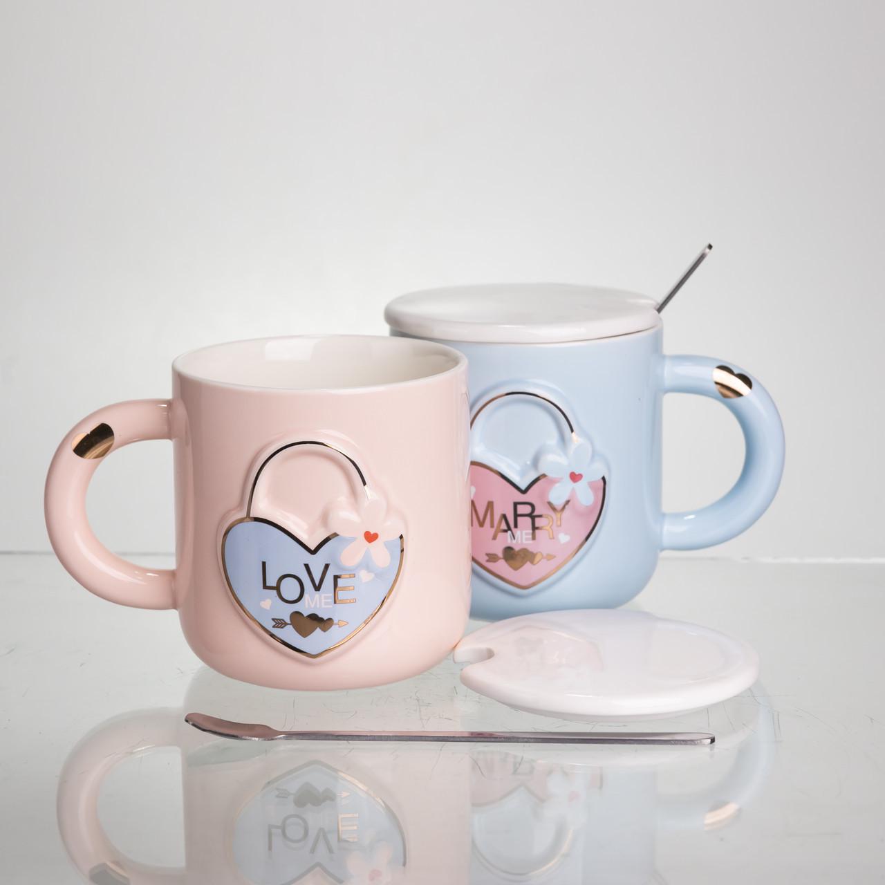 Набір чашок порцелянових із серцем із кришкою та ложкою 2 шт. по 400 мл Рожевий з блакитним (FM-32) - фото 3 Набір чашок порцелянових із серцем із кришкою та ложкою 2 шт. по 400 мл Рожевий з блакитним (FM-32) - фото 3