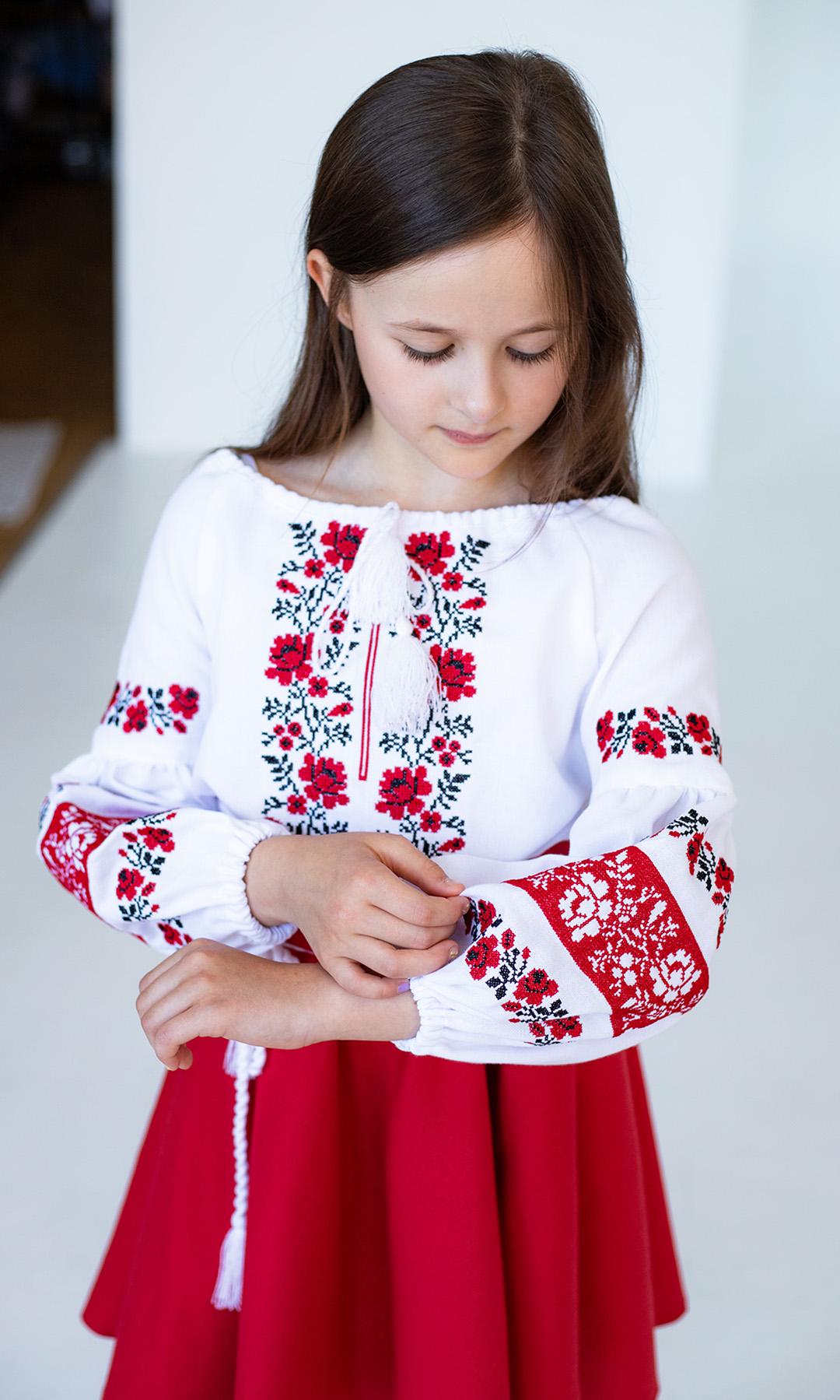 Сукня-вишиванка дитяча Вишиваночка 122 см Біло-червоний (818-2.7) - фото 4 Сукня-вишиванка дитяча Вишиваночка 122 см Біло-червоний (818-2.7) - фото 4